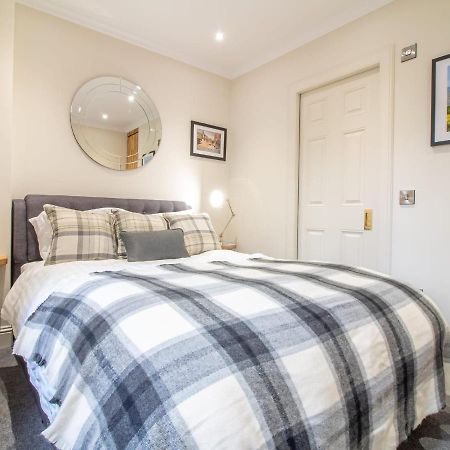 Luxury Royal Mile Apartment By The Castle - Sleeps 4 EDI Exterior photo