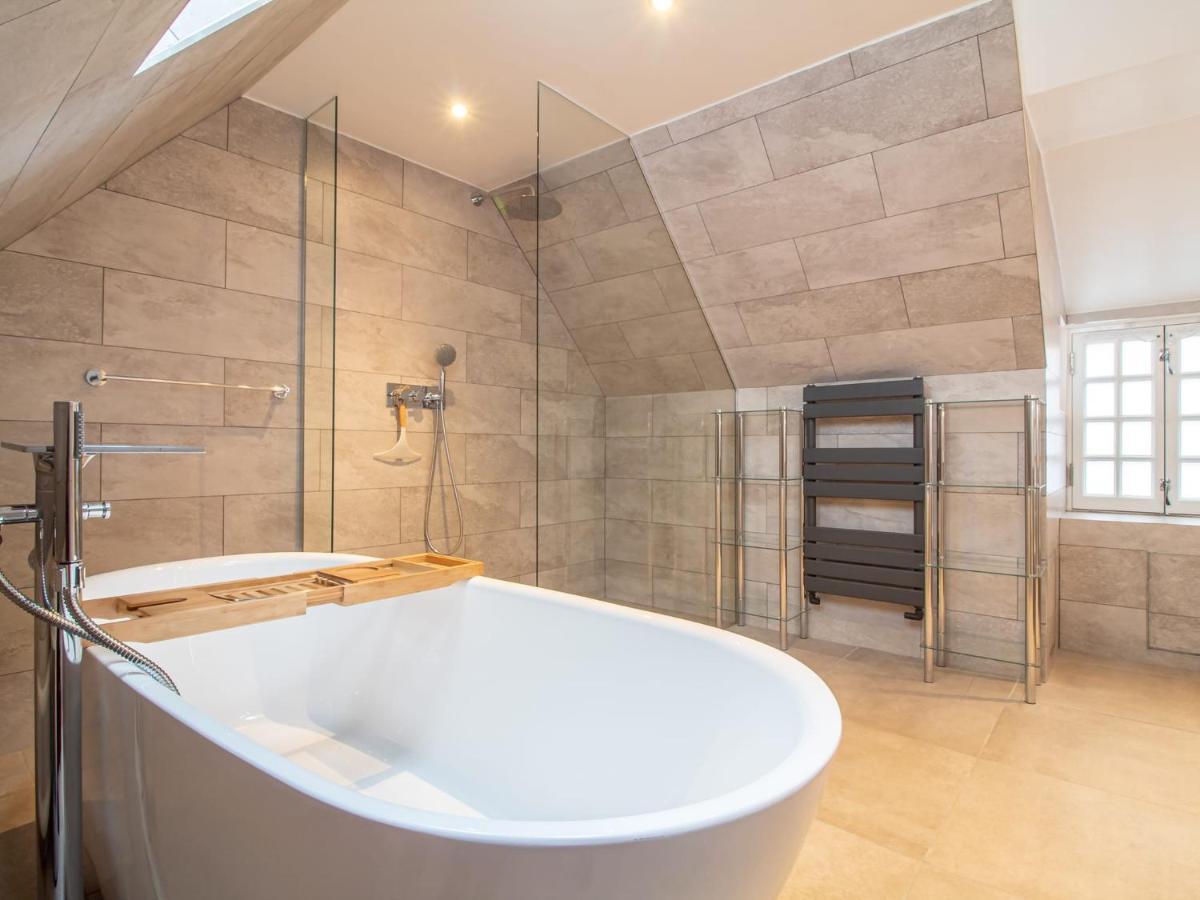 Luxury Royal Mile Apartment By The Castle - Sleeps 4 EDI Exterior photo