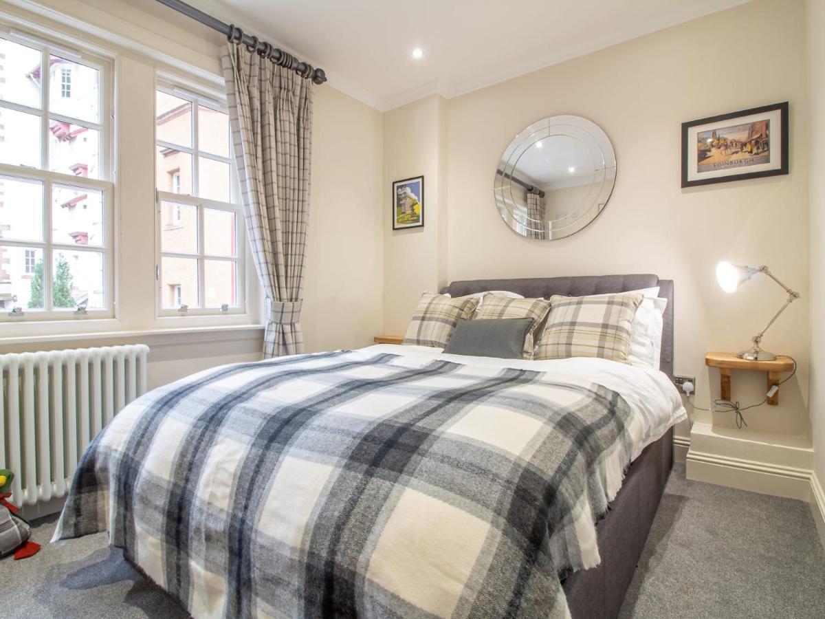 Luxury Royal Mile Apartment By The Castle - Sleeps 4 EDI Exterior photo